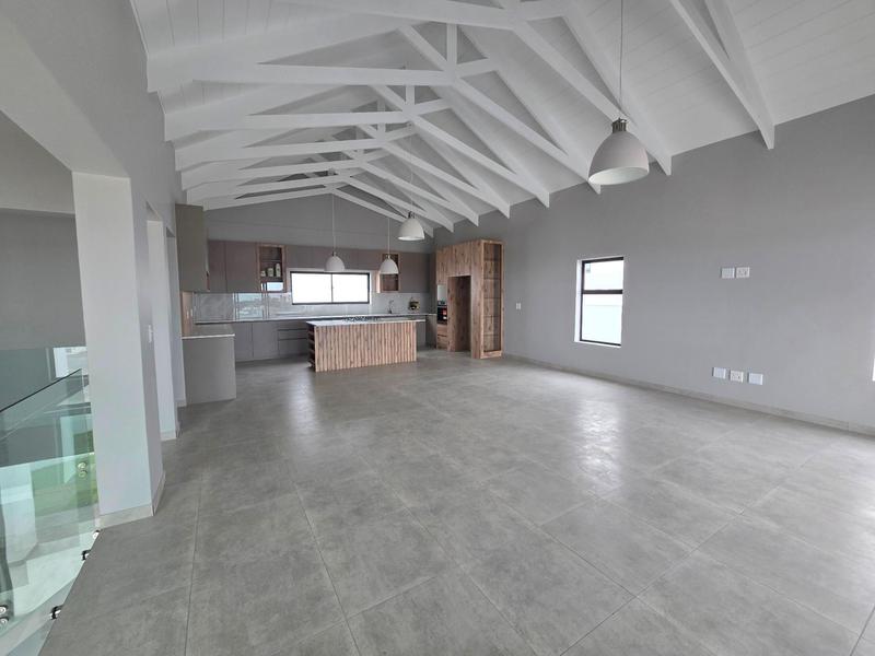 4 Bedroom Property for Sale in Da Gama Bay Western Cape